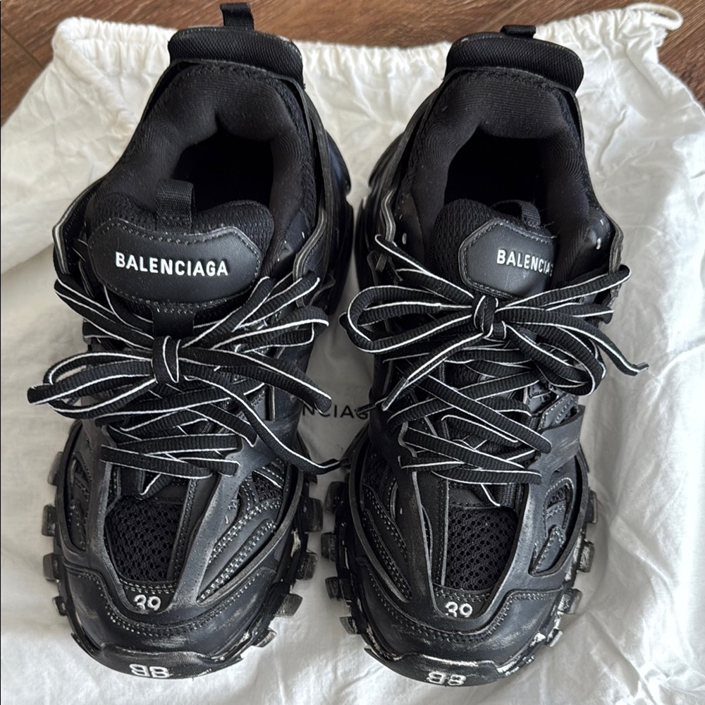 Balenciaga Black leather Sneakers